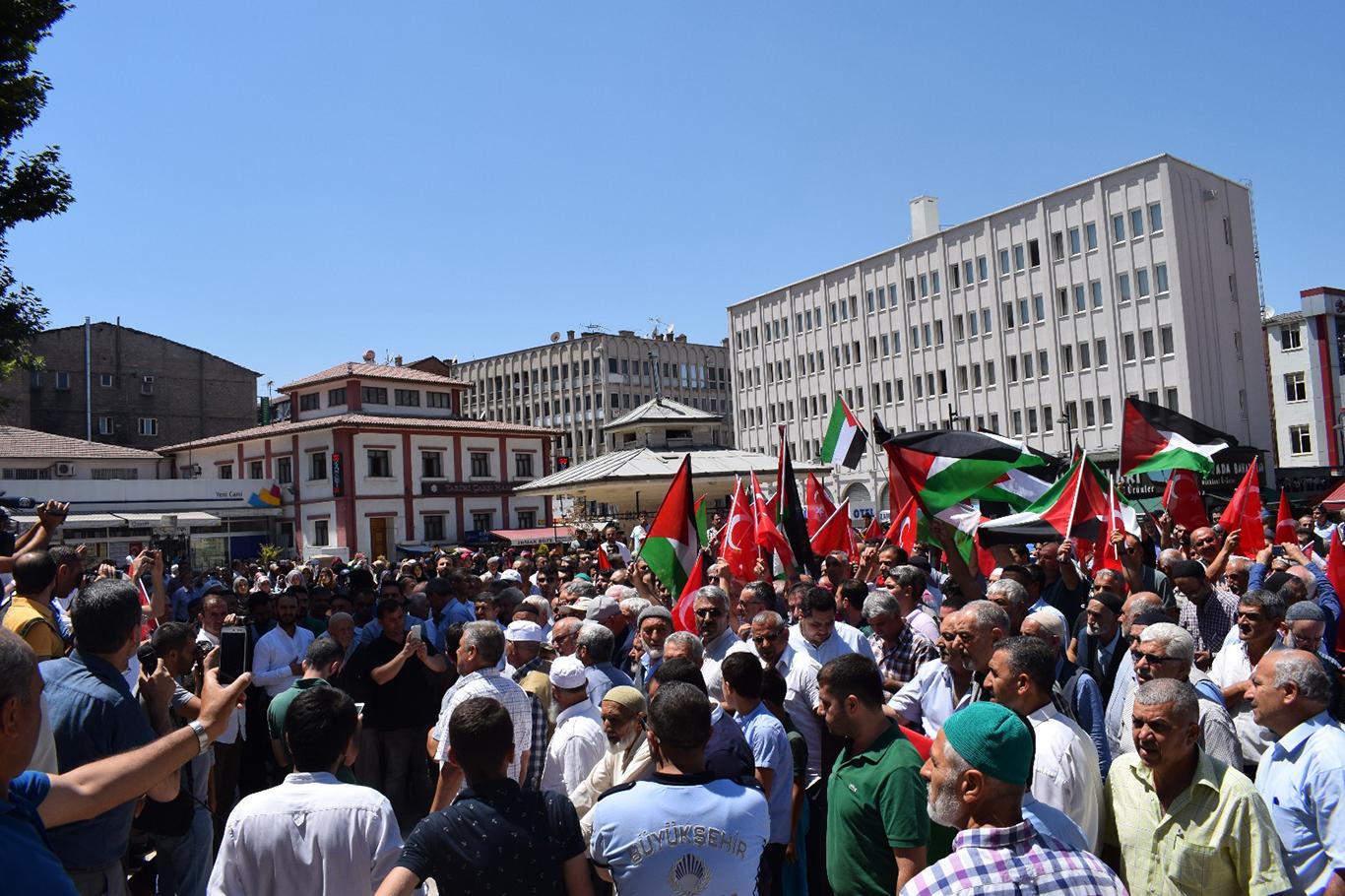 Malatya'daki STK'lardan Siyonist işgalcilere tepki